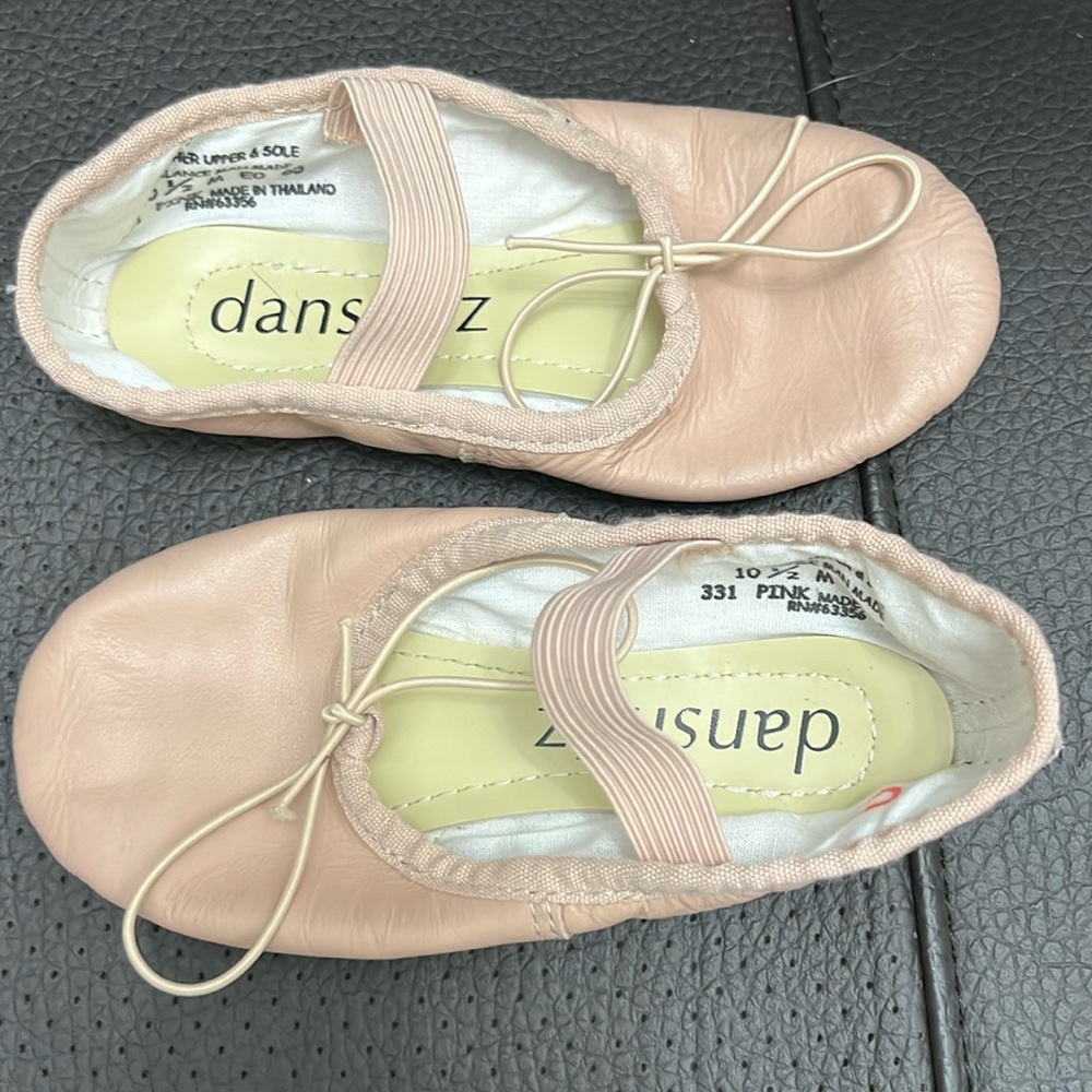 Girls Pink Leather Ballet Slippers 10.5 M Danshūz